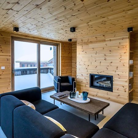 Home By U - Chalet 2 Сен-Мартен-де-Бельвіль Екстер'єр фото